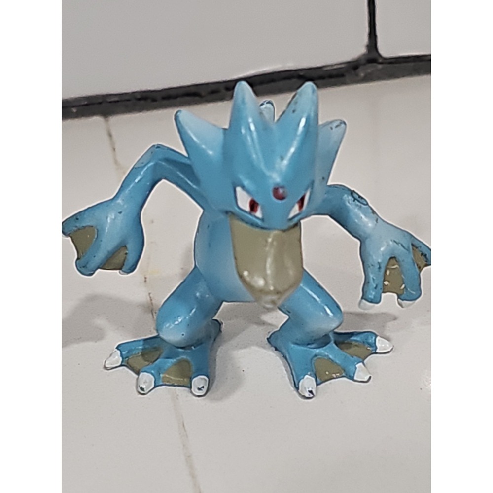 Vintage TOMY Pokemon GOLDUCK 1.5" Mini Figure CGTSJ Nintendo Toy Collectible